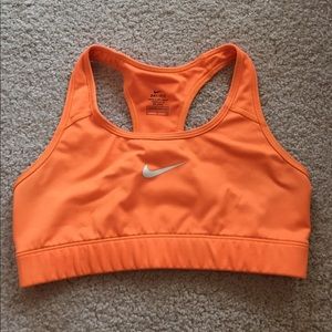 NEON orange Nike sports bra💕🏃‍♀️